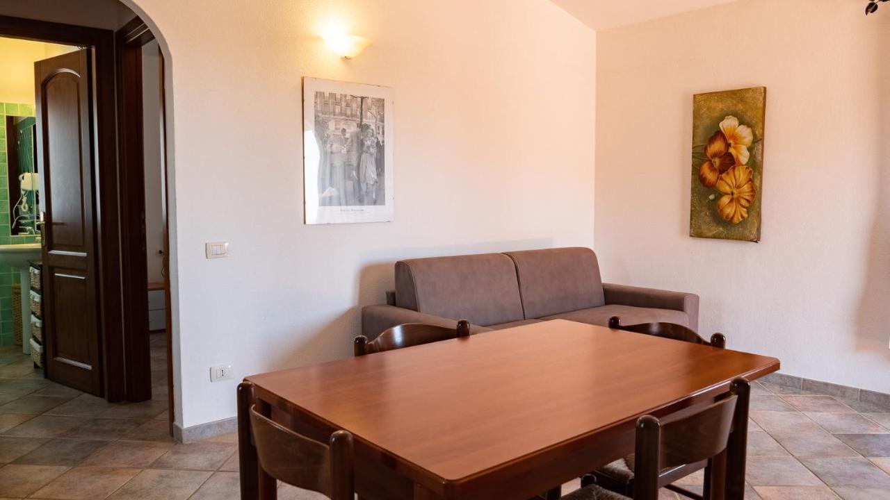 Casa Vacanza La Suaredda San Teodoro  Ngoại thất bức ảnh