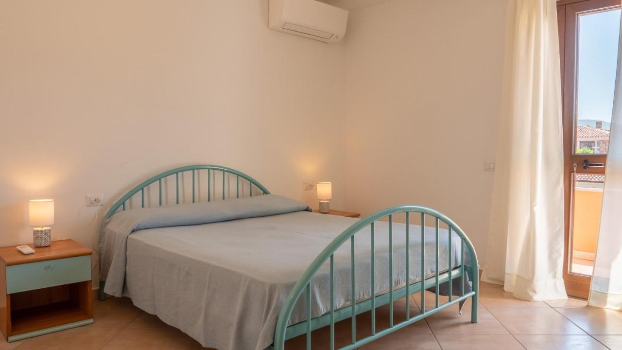 Casa Vacanza La Suaredda San Teodoro  Ngoại thất bức ảnh