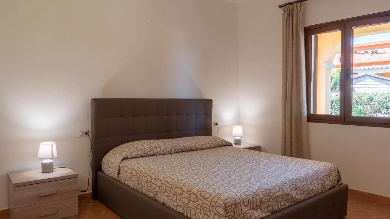 Casa Vacanza La Suaredda San Teodoro  Ngoại thất bức ảnh