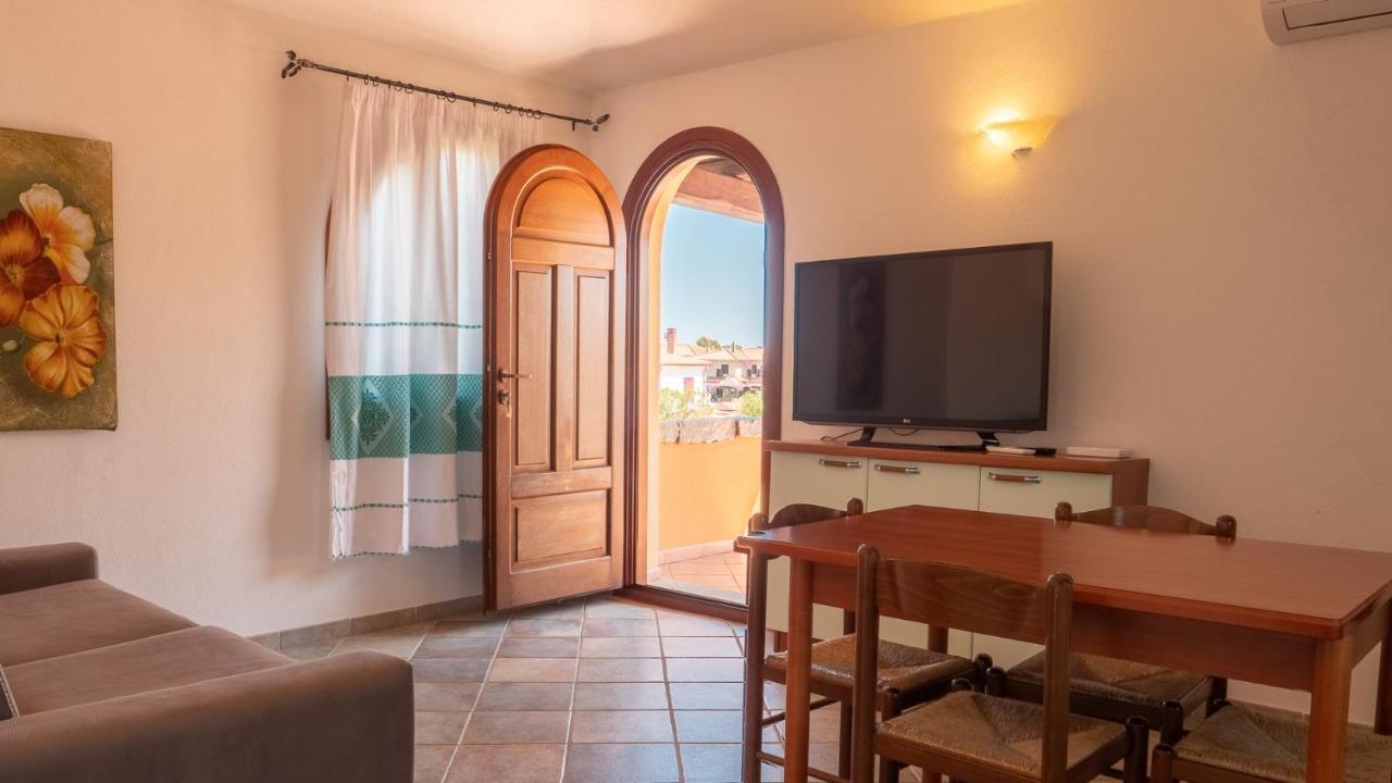 Casa Vacanza La Suaredda San Teodoro  Ngoại thất bức ảnh