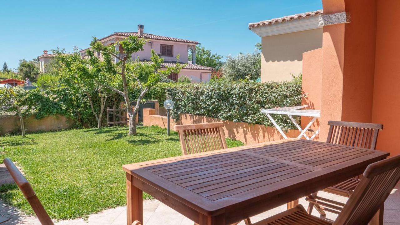 Casa Vacanza La Suaredda San Teodoro  Ngoại thất bức ảnh