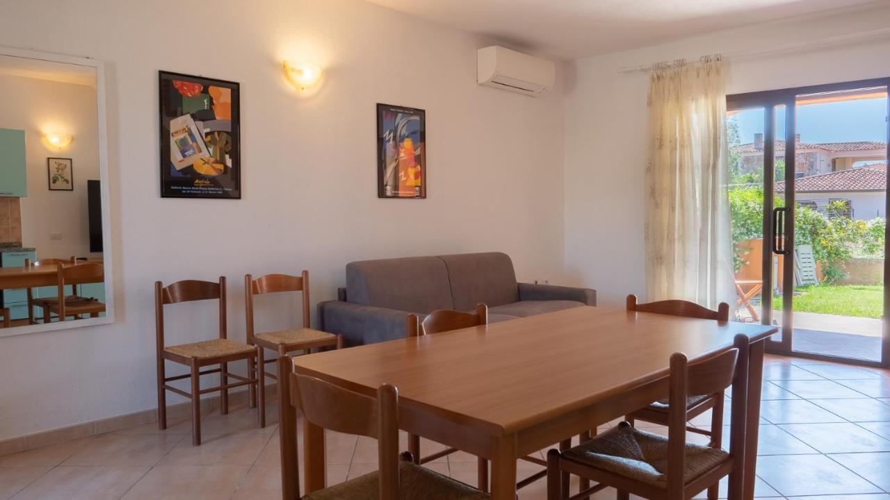 Casa Vacanza La Suaredda San Teodoro  Ngoại thất bức ảnh