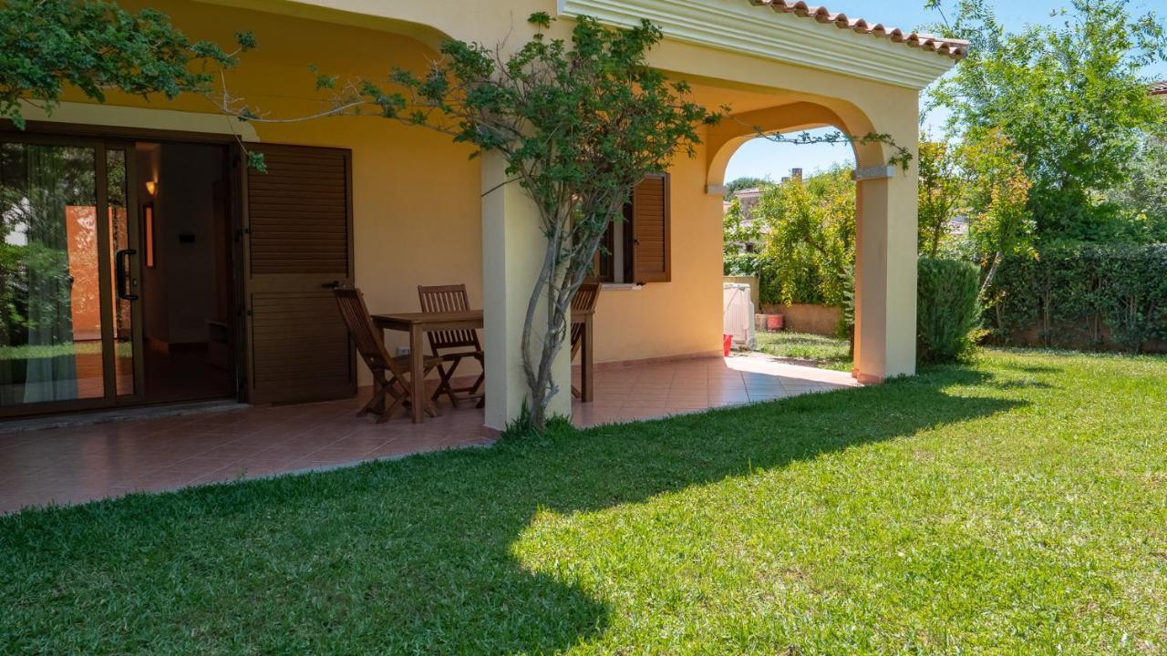 Casa Vacanza La Suaredda San Teodoro  Ngoại thất bức ảnh