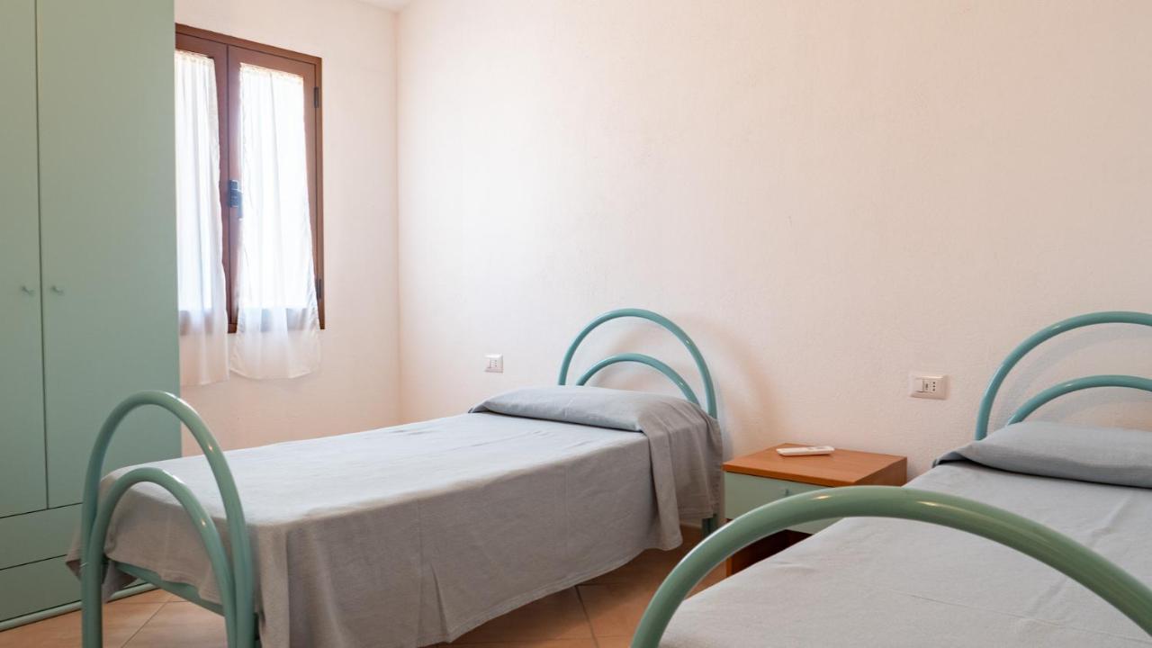 Casa Vacanza La Suaredda San Teodoro  Ngoại thất bức ảnh