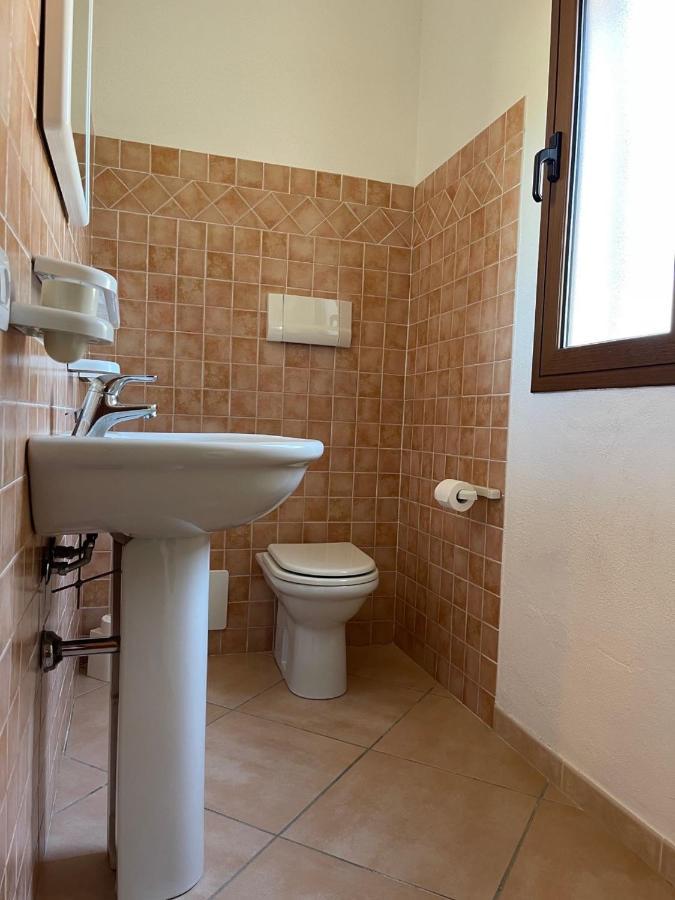 Casa Vacanza La Suaredda San Teodoro  Ngoại thất bức ảnh